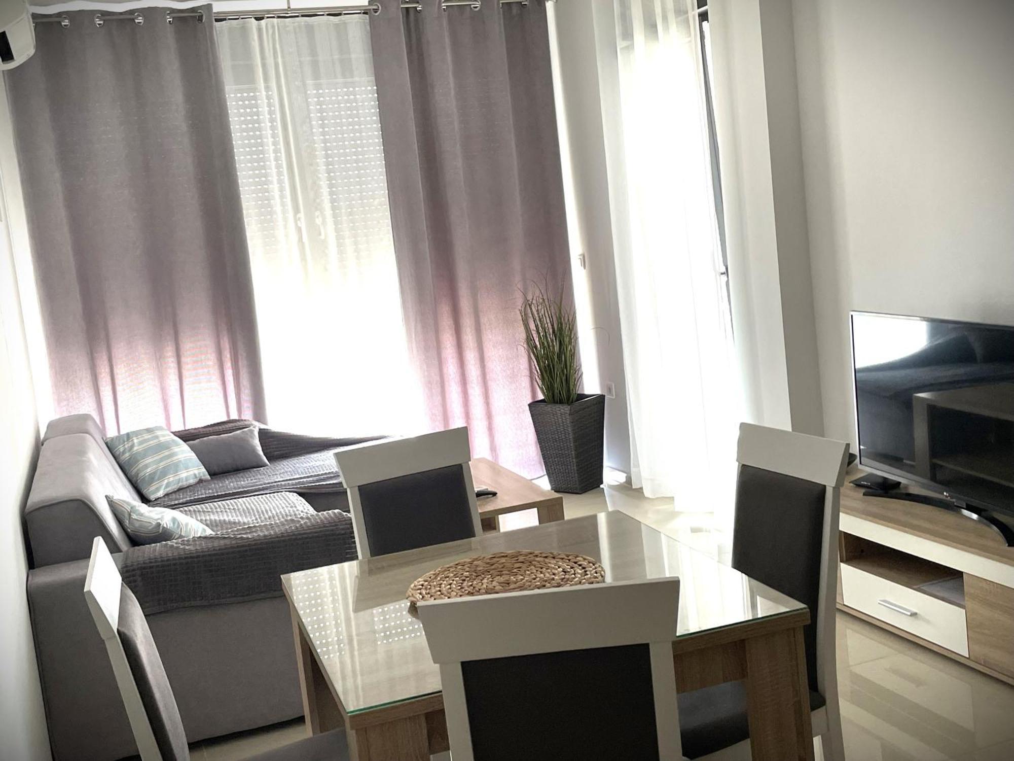 Giovanna Apartment With Terrace And Free Parking Pula Extérieur photo